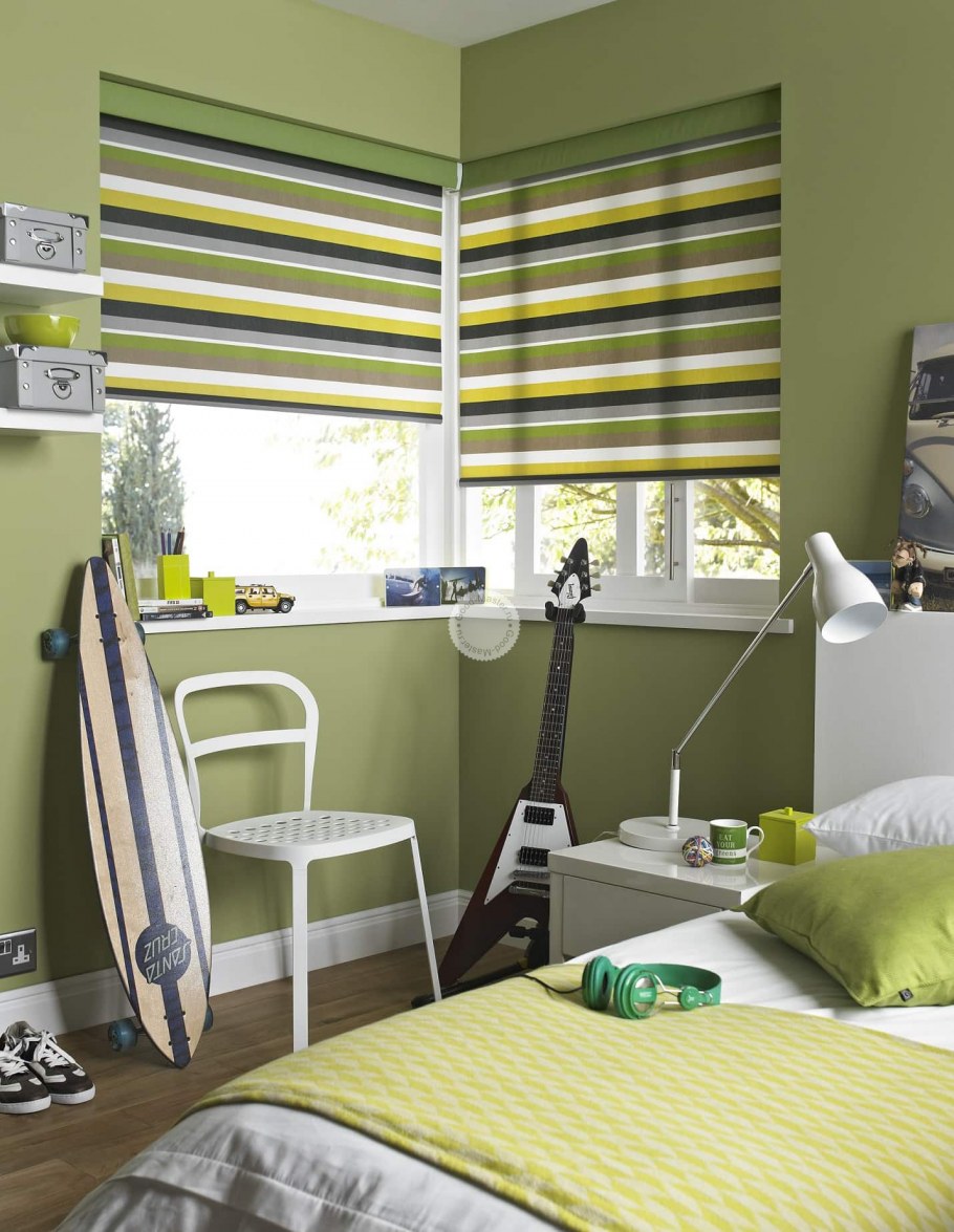 Римские шторы с геометрическим принтом