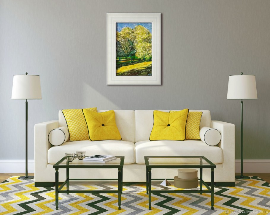 Светло желтый диван