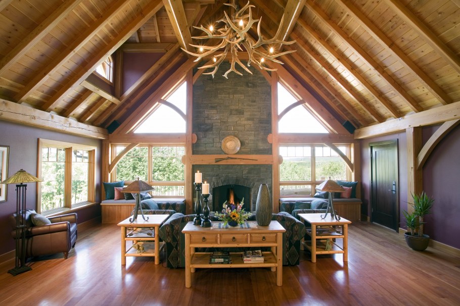 Деревянные фермы в интерьере