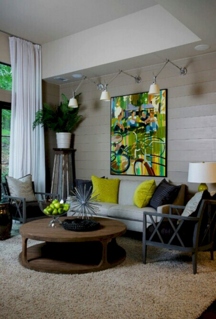 Яркие акценты в интерьере