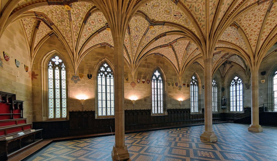 Романский храм базилика