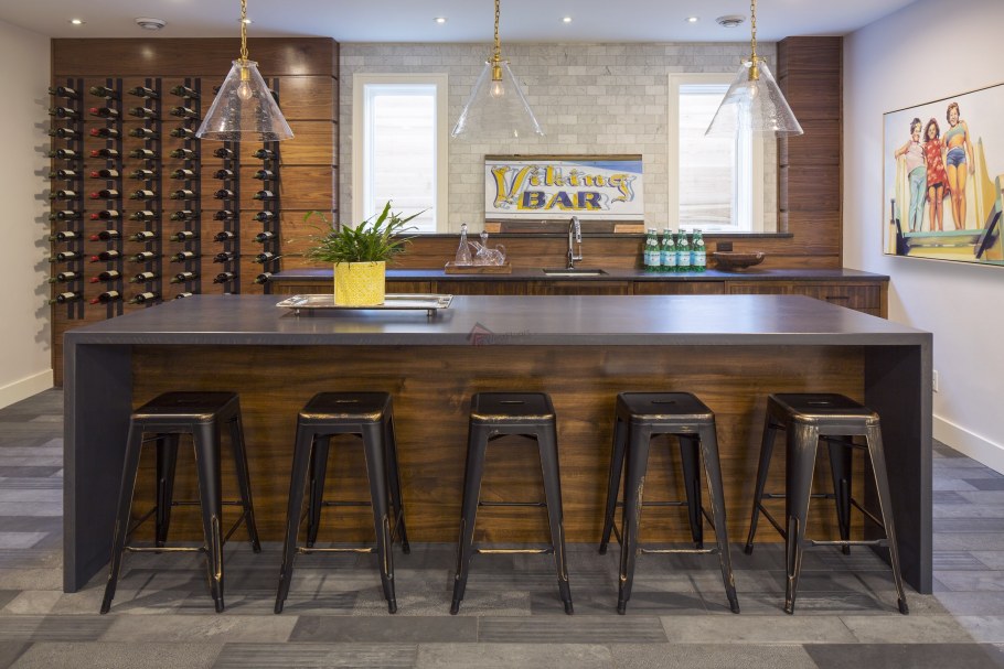 Counter at the Kitchen