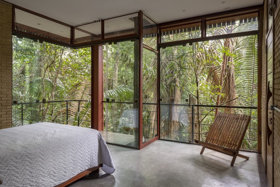 Белый дом на Бали