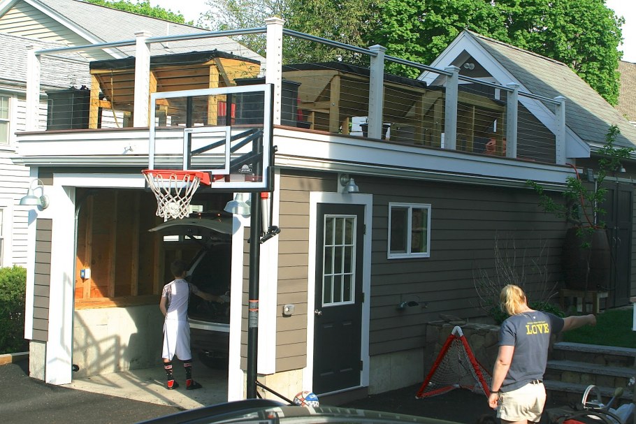 Веранда над гаражом