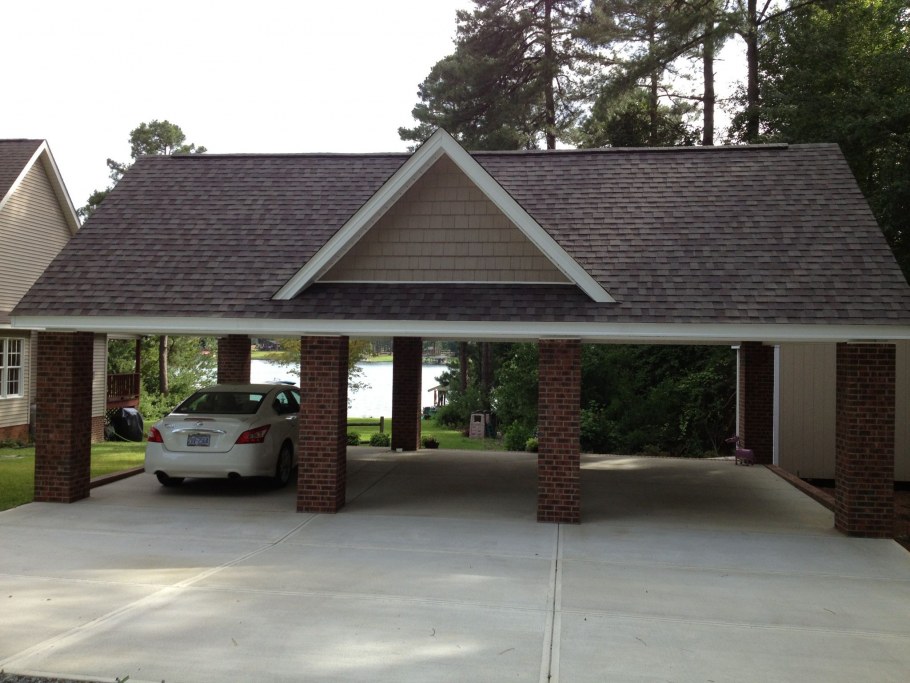 Навес вдоль гаража