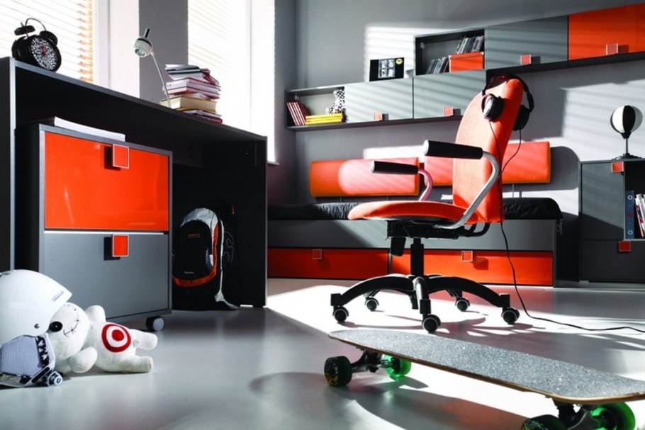 Необычные столы для комнаты