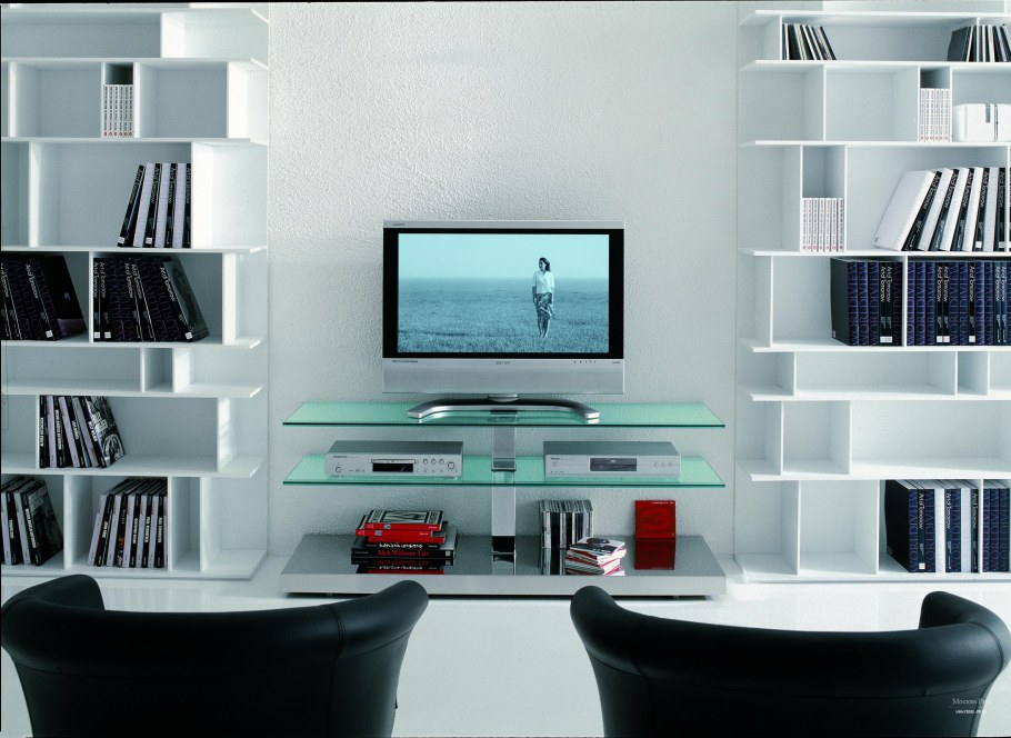 Телевизор в интерьере гостиной