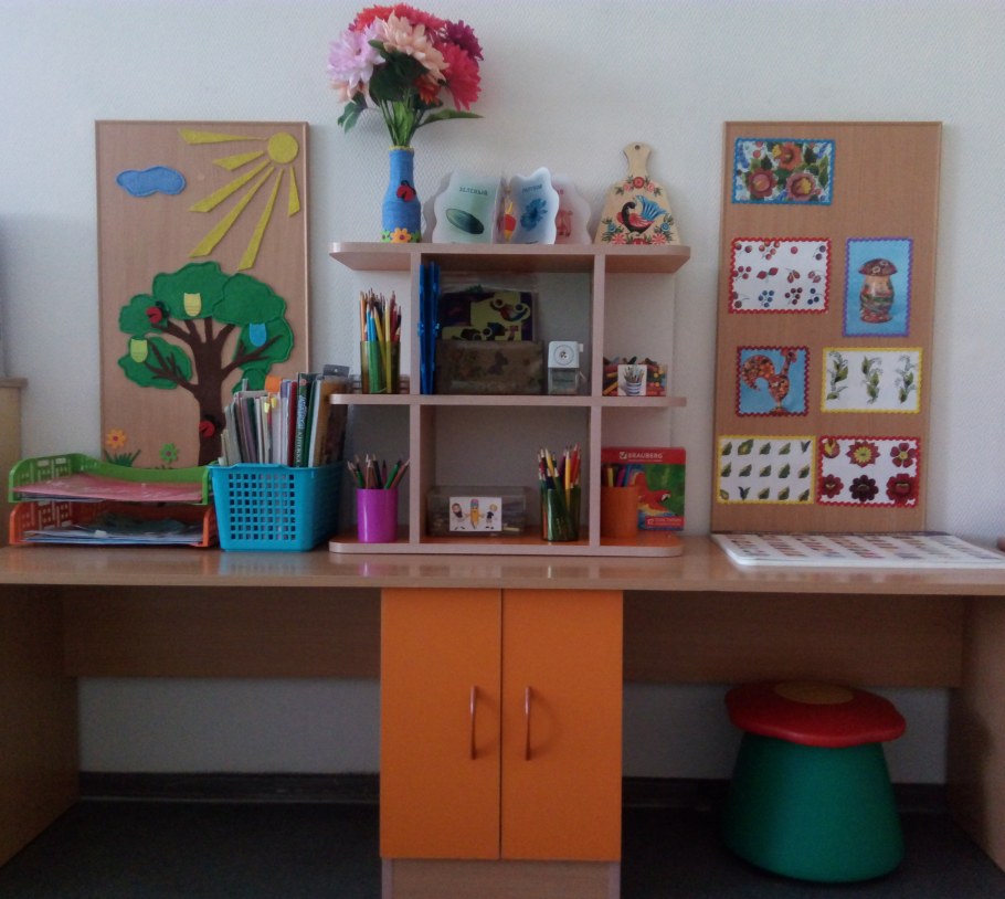 Уголок творчества в детском саду