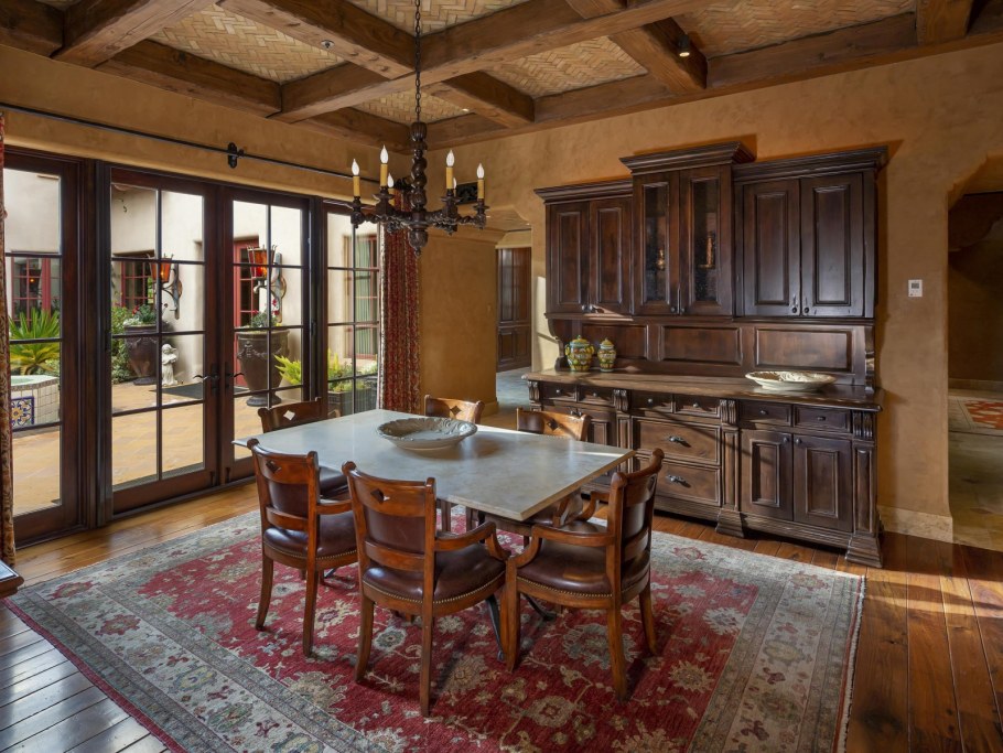 Интерьер дачи в стиле ретро