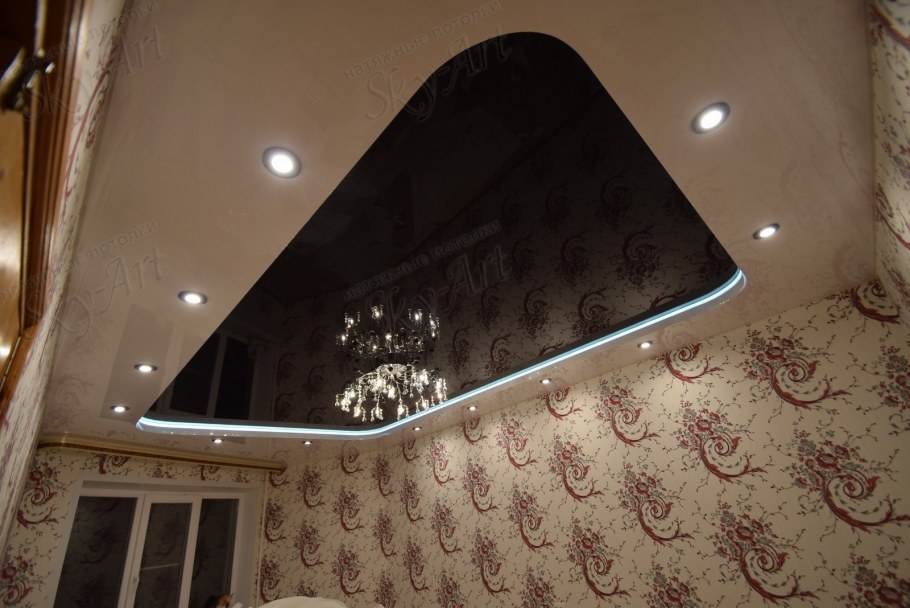 Двухуровневый потолок прямоугольный