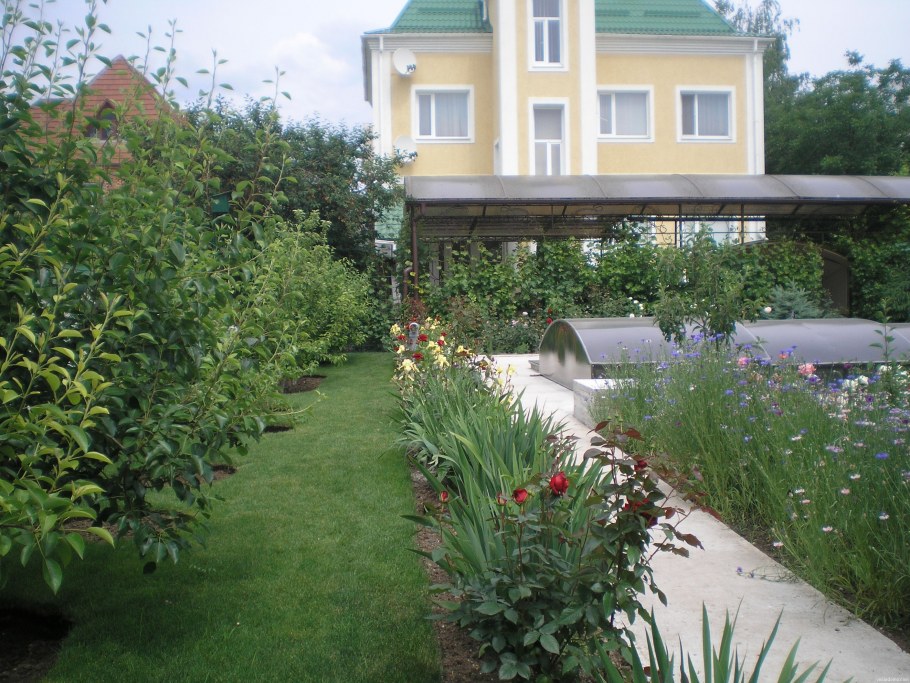 Разделение зон на дачном участке