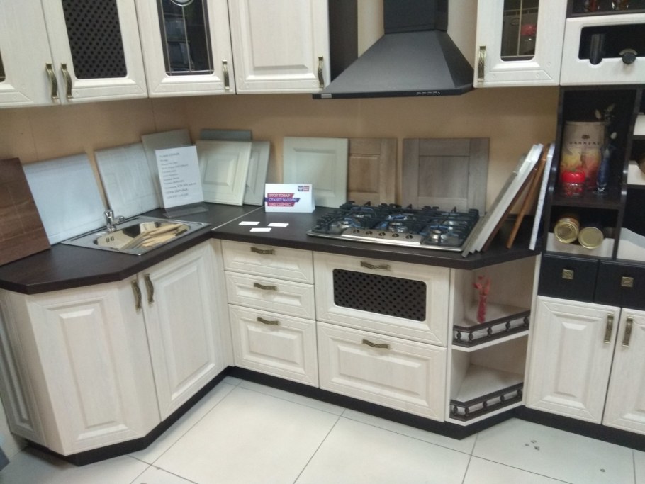 Кухня София угловая