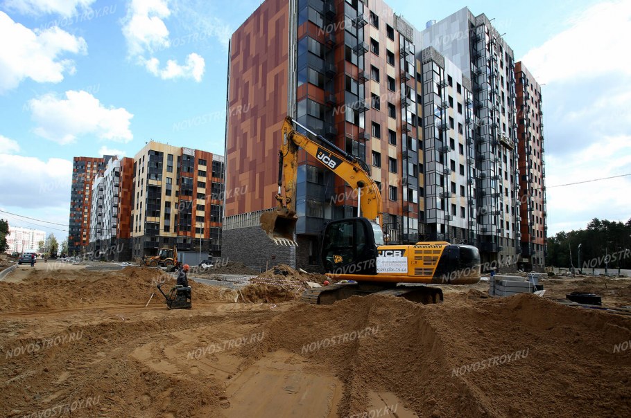 Кленовые аллеи ЖК Ватутинки