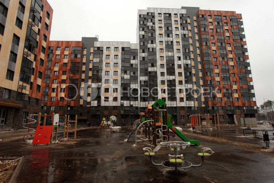 Кленовые аллеи