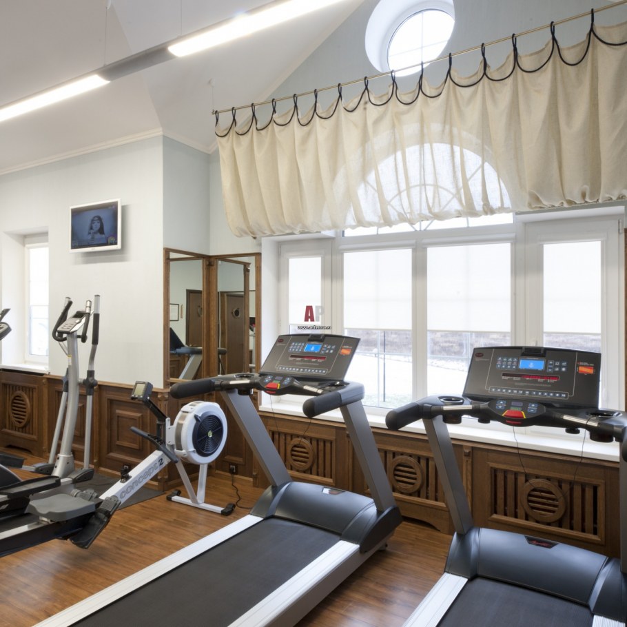 Шторы в домашний спортзал