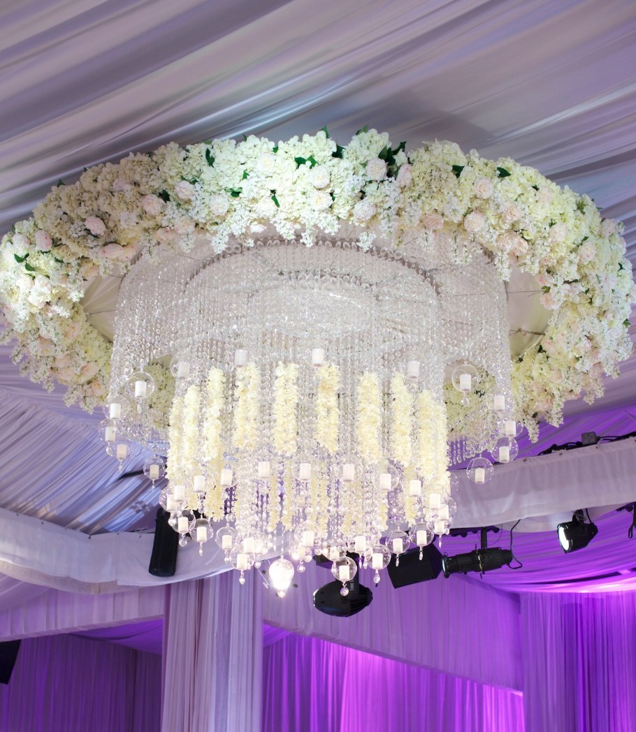 Украшение свадебное на люстры