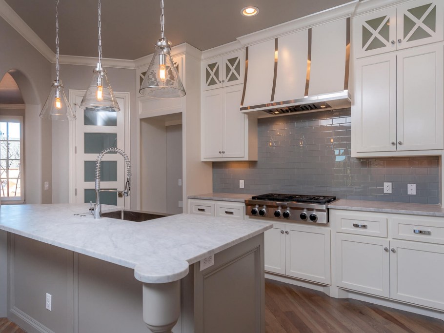 Светильники для кухонного островка