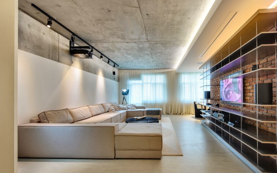 Надписи на потолке в интерьере лофт