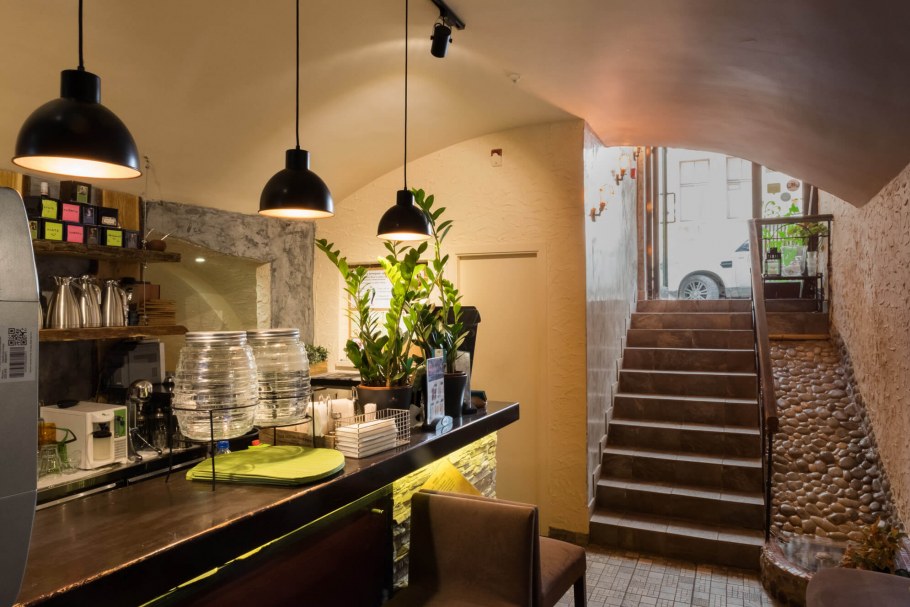 Кафе авокадо чистые пруды