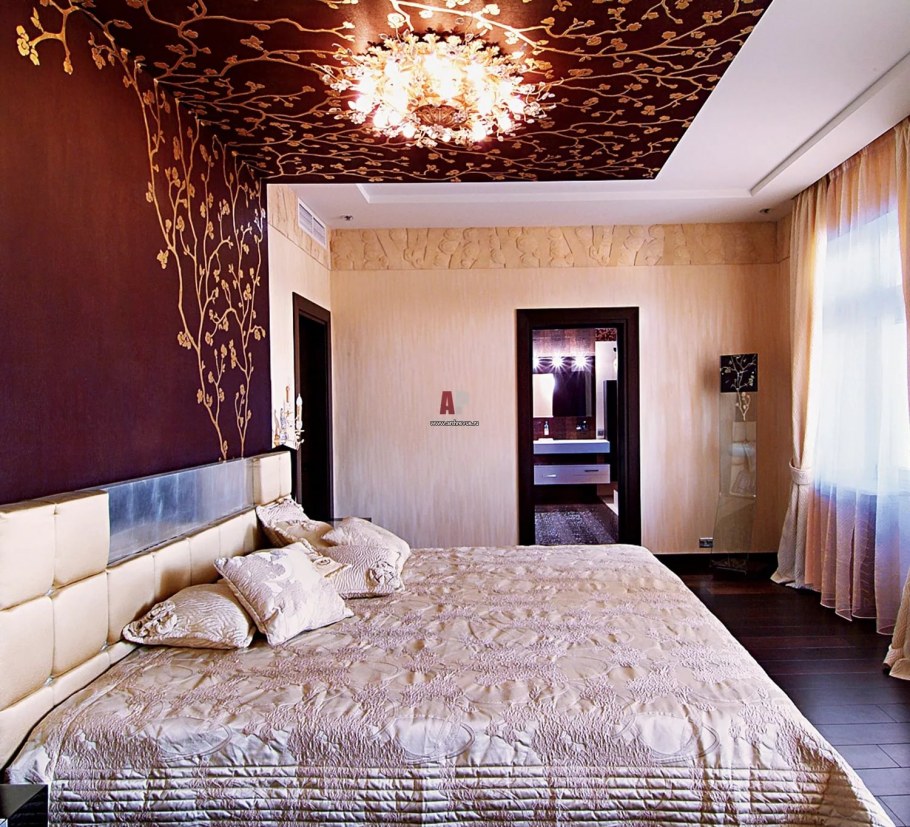 Отделка потолка в спальне