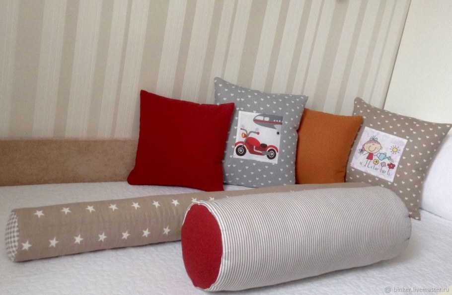 Подушка валик декоративная