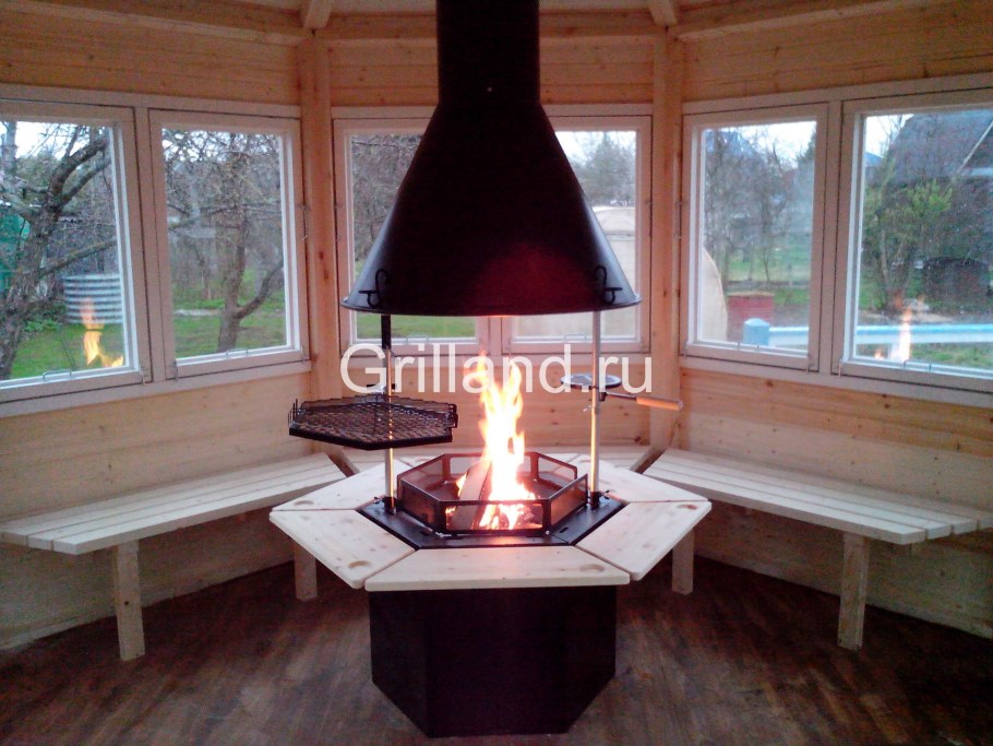 Восьмигранная беседка с камином
