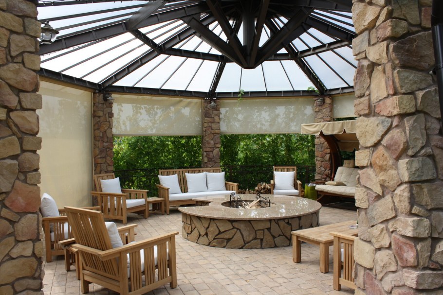 Очаг для костра в беседке