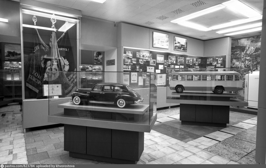 - Лофт (Industrial Loft Kit)