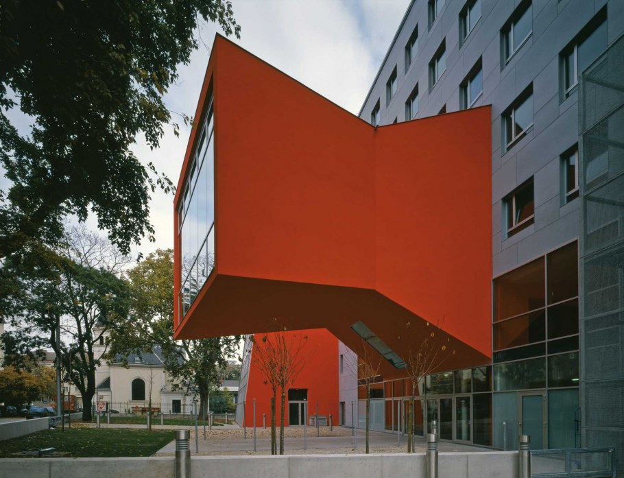 Цветовой контраст в архитектуре