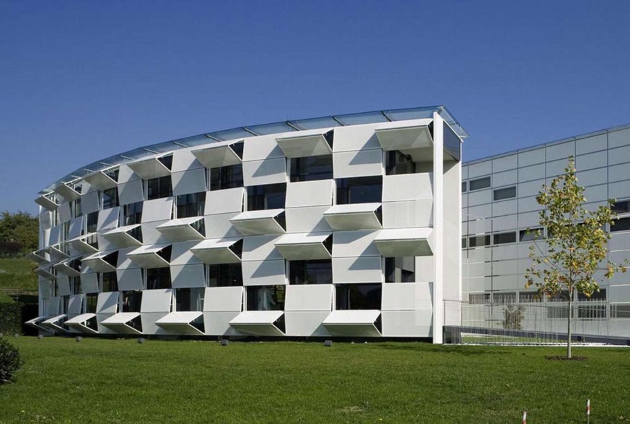 Офисное здание Kiefer Technic Showroom