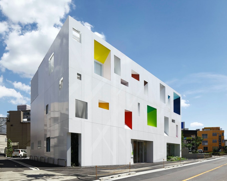 Банк в Кавагути Архитектор