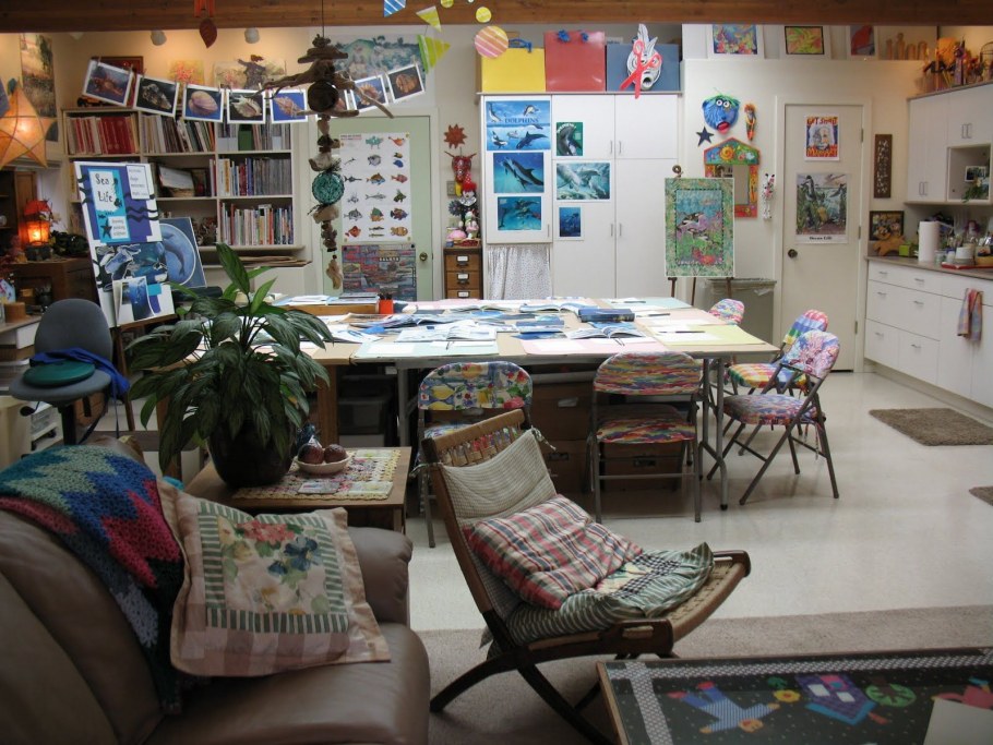 Гостиная и кабинет в стиле лофт Индастриал