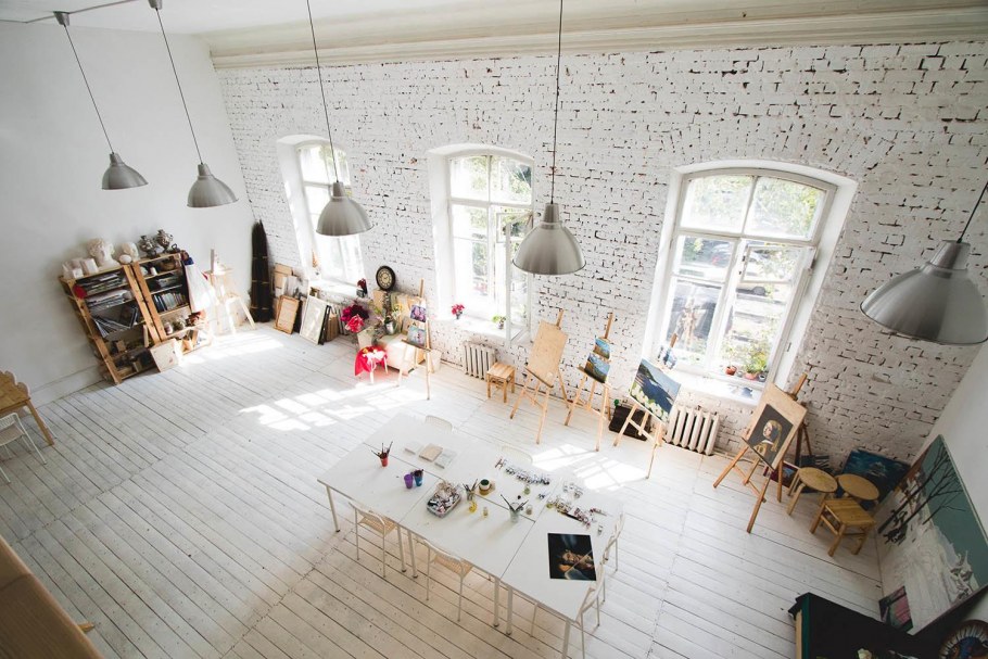 Интерьер мастерской художника