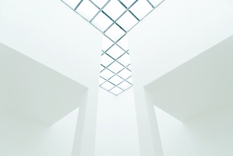 Белый Минимализм