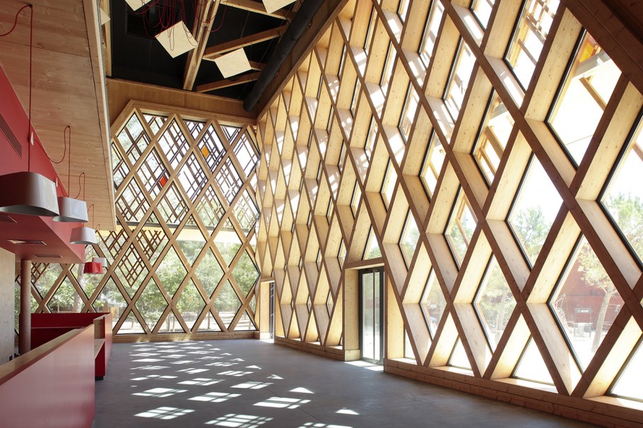 Театр жана-Клода Каррьера в Монпелье