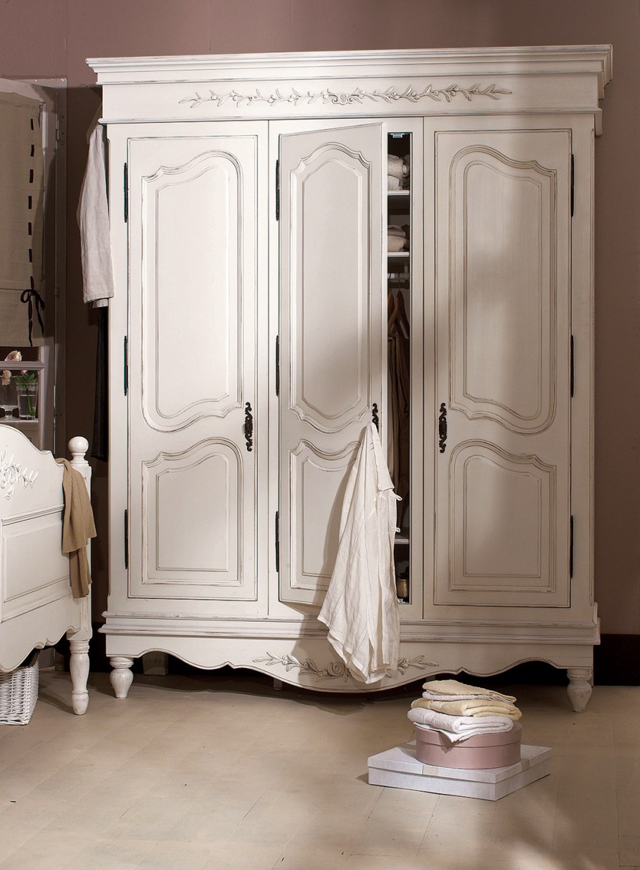 Шкаф платяной Марсель
