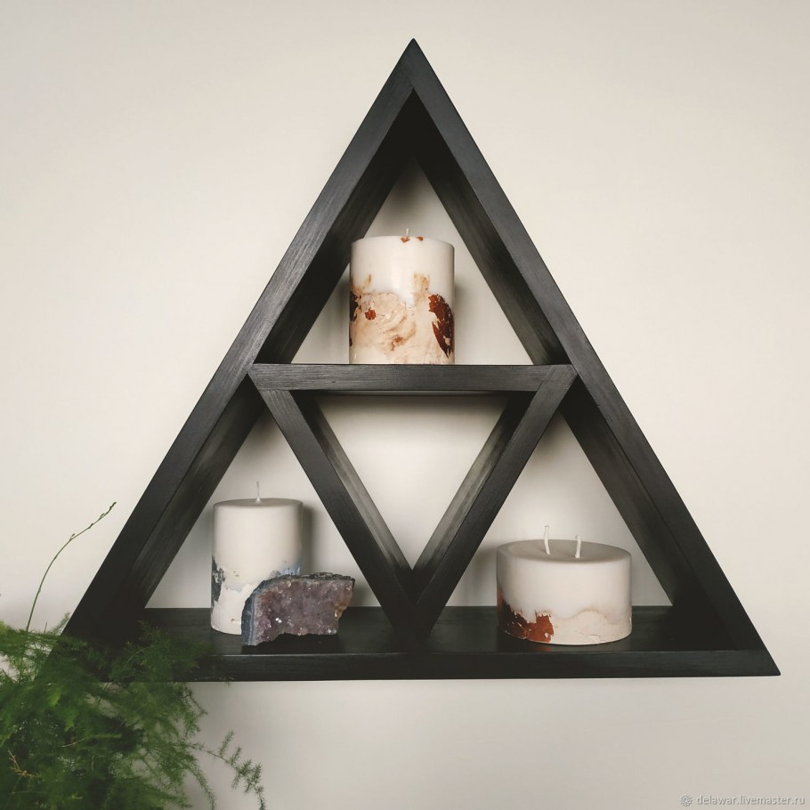 Треугольные полочки