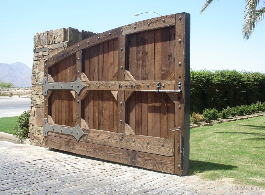 Дом в стиле Шале с гаражом