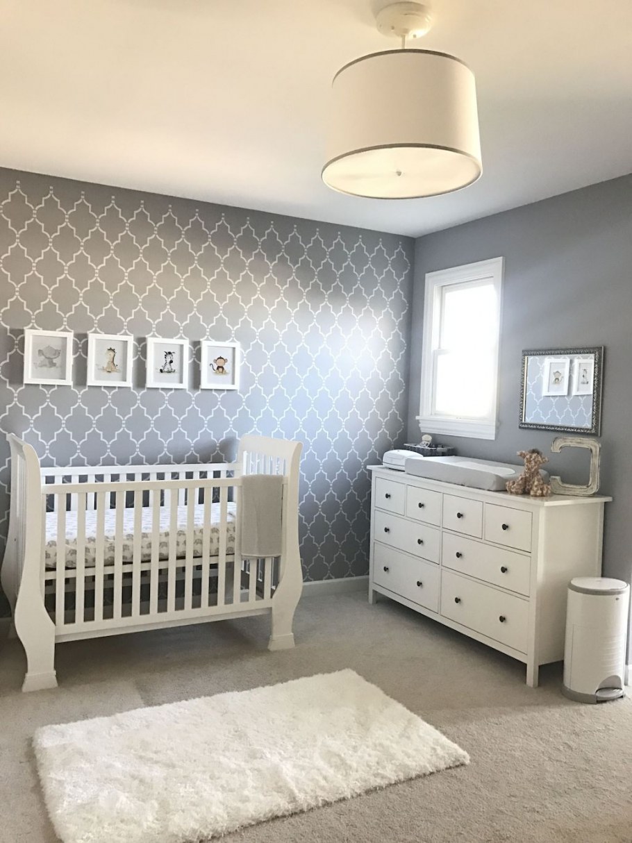 Серая бежевая комната для мальчика