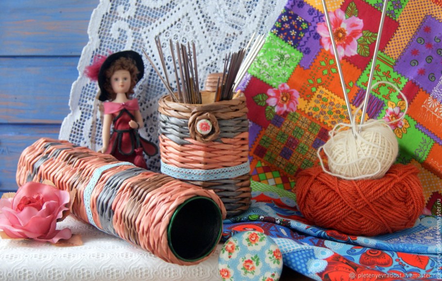 Уголок для рукоделия в винтажном стиле