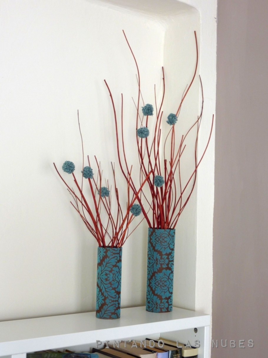 Украсить креативно трубу в квартире