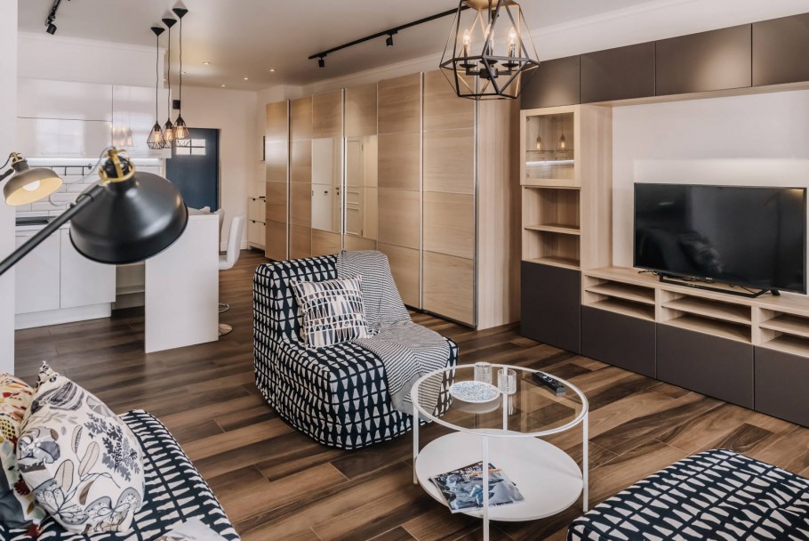 Обставить квартиру