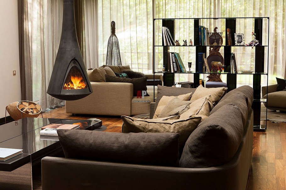 Каминная зона в доме