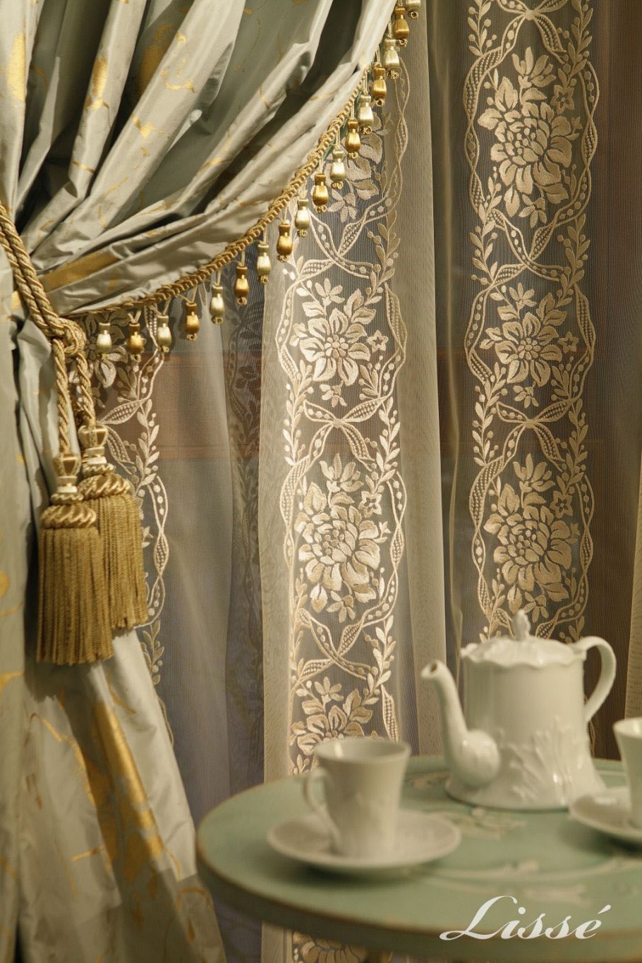 Турецкие шторы с вышивкой