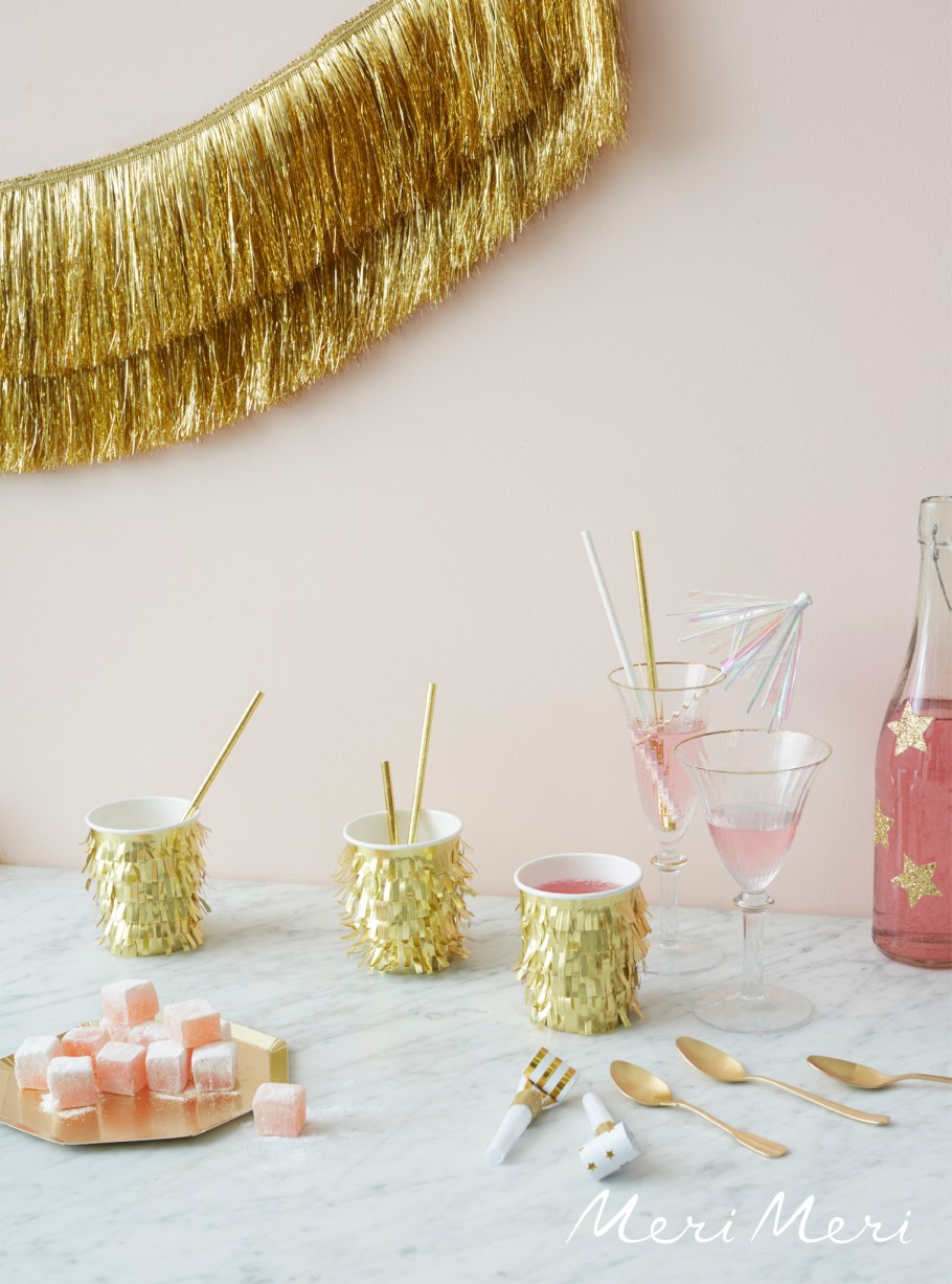 Вечеринка золото декор