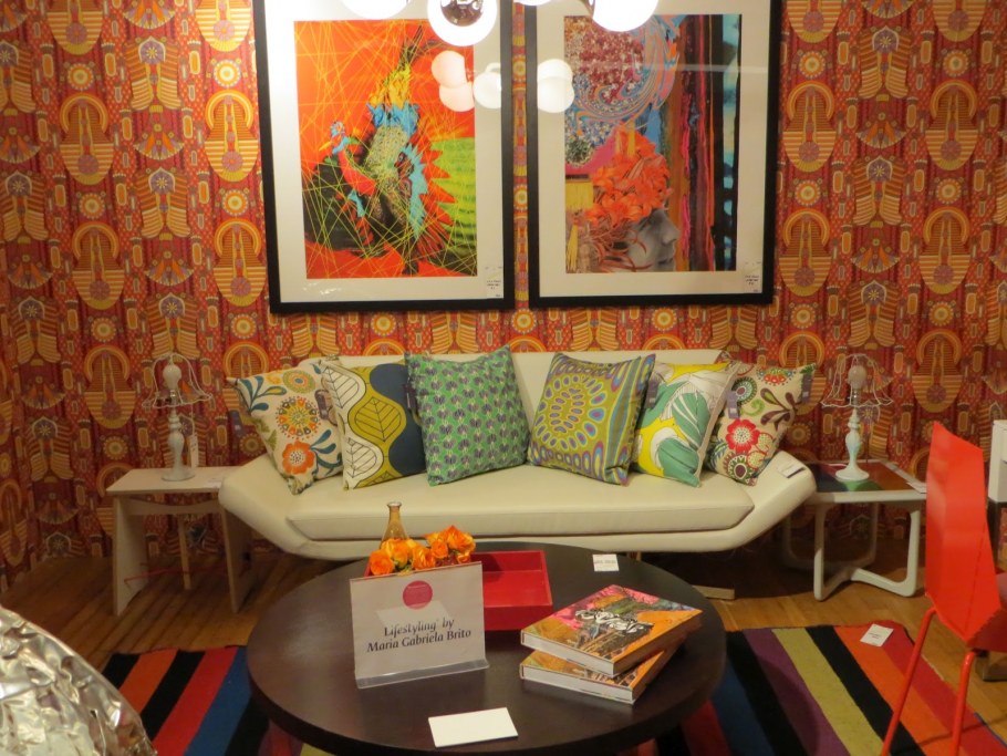 Разноцветная гостиная