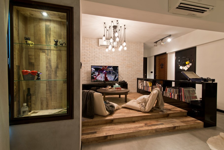 Лаунж зона на подиуме в квартире