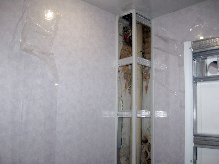 Короб из панелей ПВХ для труб