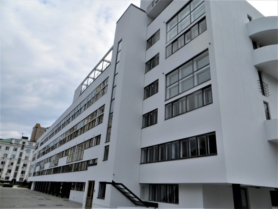 Ле Корбюзье дом Наркомфина