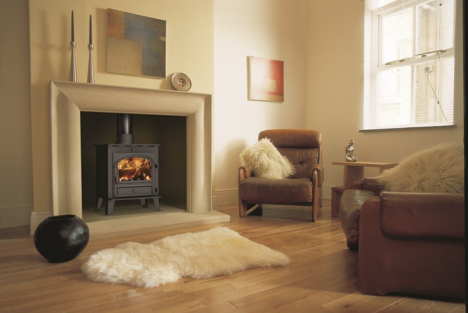 Комната с камином